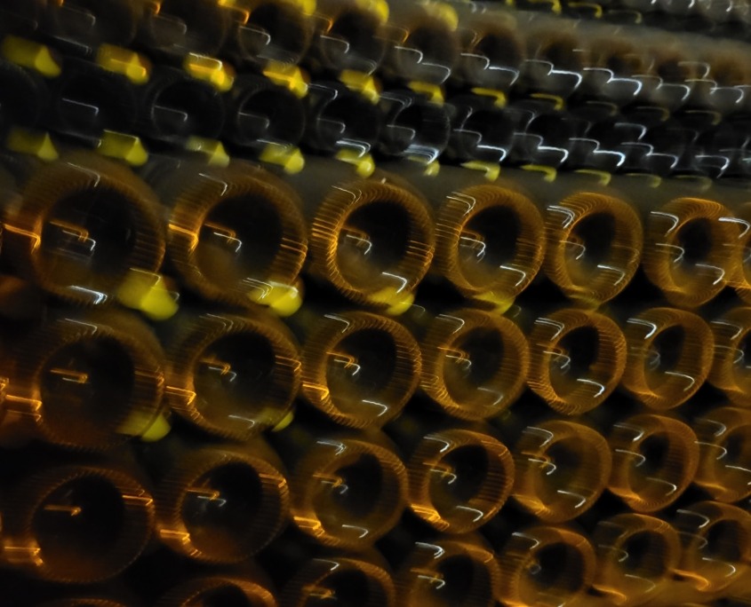 Flessen champagne op tafel tijdens een proeverij van Smaakvermaak